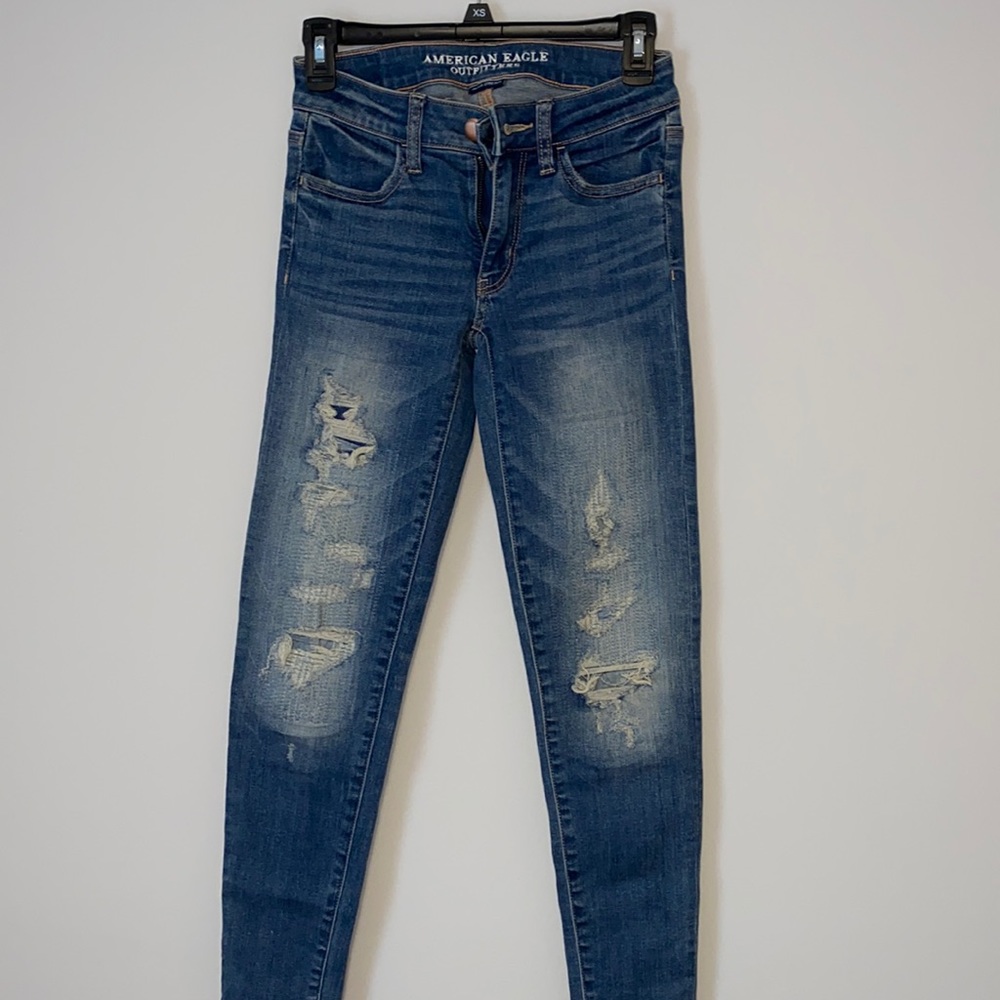 Never worn American Eagle jeans
